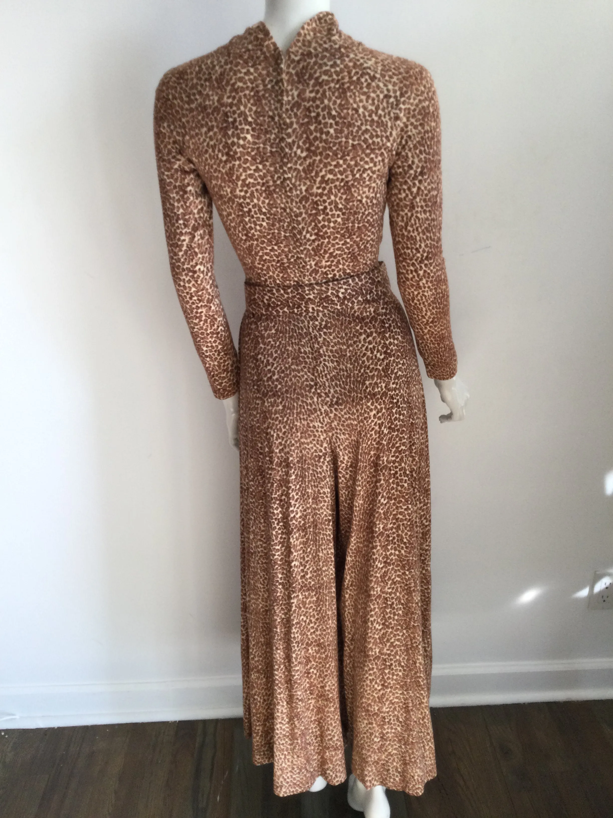 1970s B.Cohen by Jaconelli Cotton Leopard Print Jumpsuit Size 4