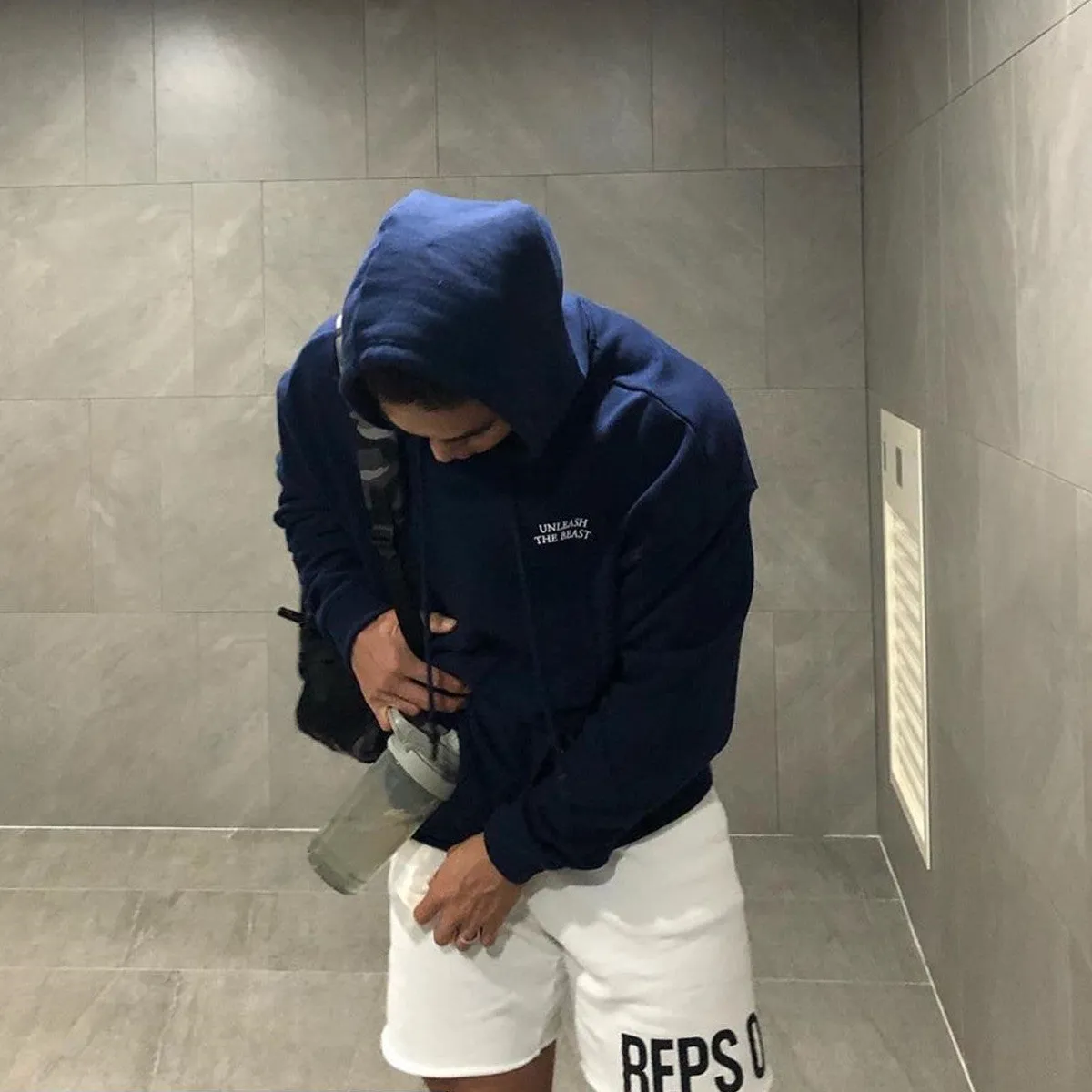 Hzori Men's Fitness Sweater Men's Hooded Basketball Wear Running Training Pullover Casual Loose Sports Long Sleeve Jacket Fashion