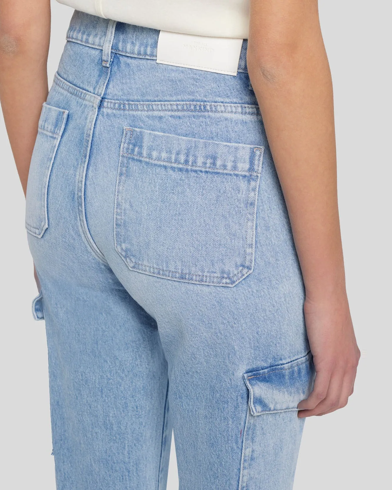 Logan Cropped Cargo Jean in Airwave