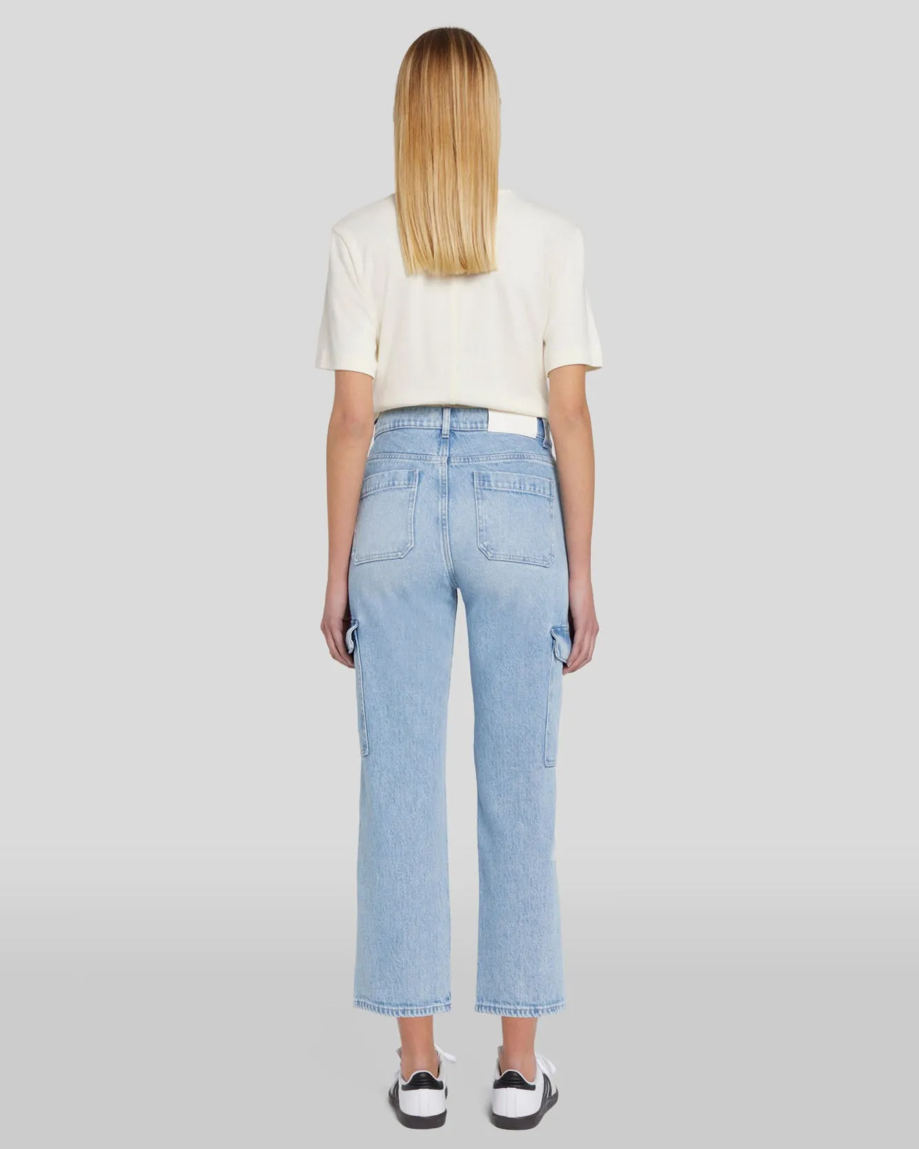 Logan Cropped Cargo Jean in Airwave