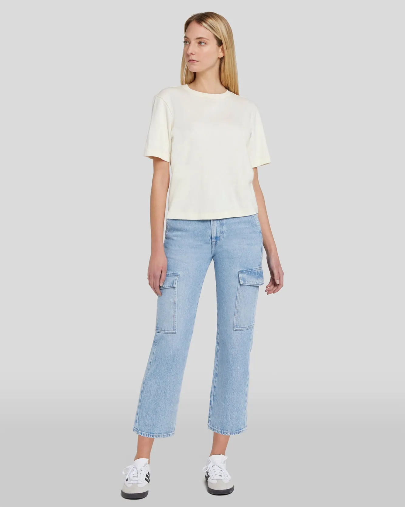 Logan Cropped Cargo Jean in Airwave