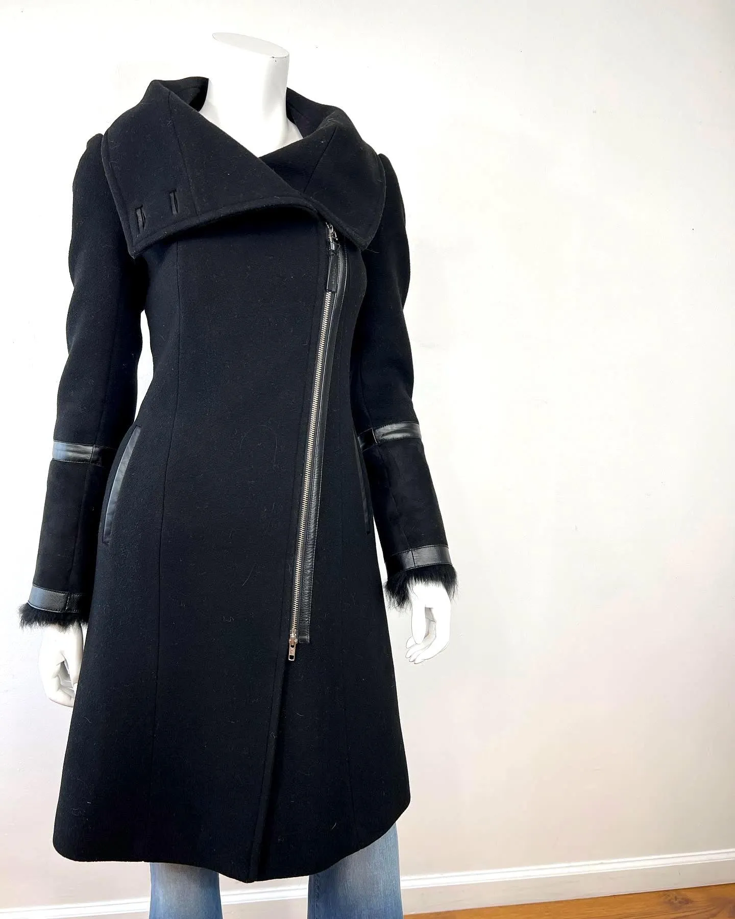 MACKAGE ISABEL 2 IN 1 SHEARLING ACCENT WOOL COAT