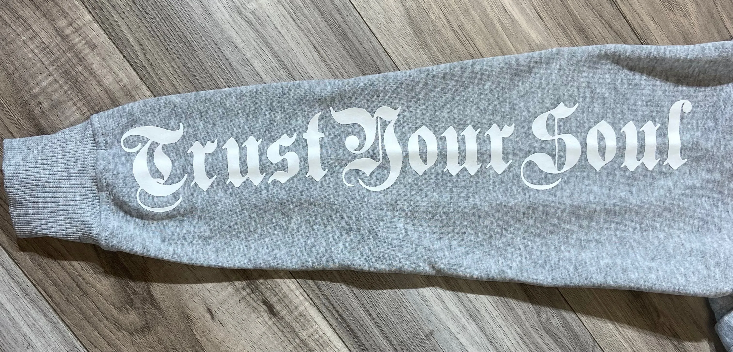 REDFOX "TRUST YOUR SOUL" FLEECE CROP JACKET W/ STACKED PANTS (H. GREY)
